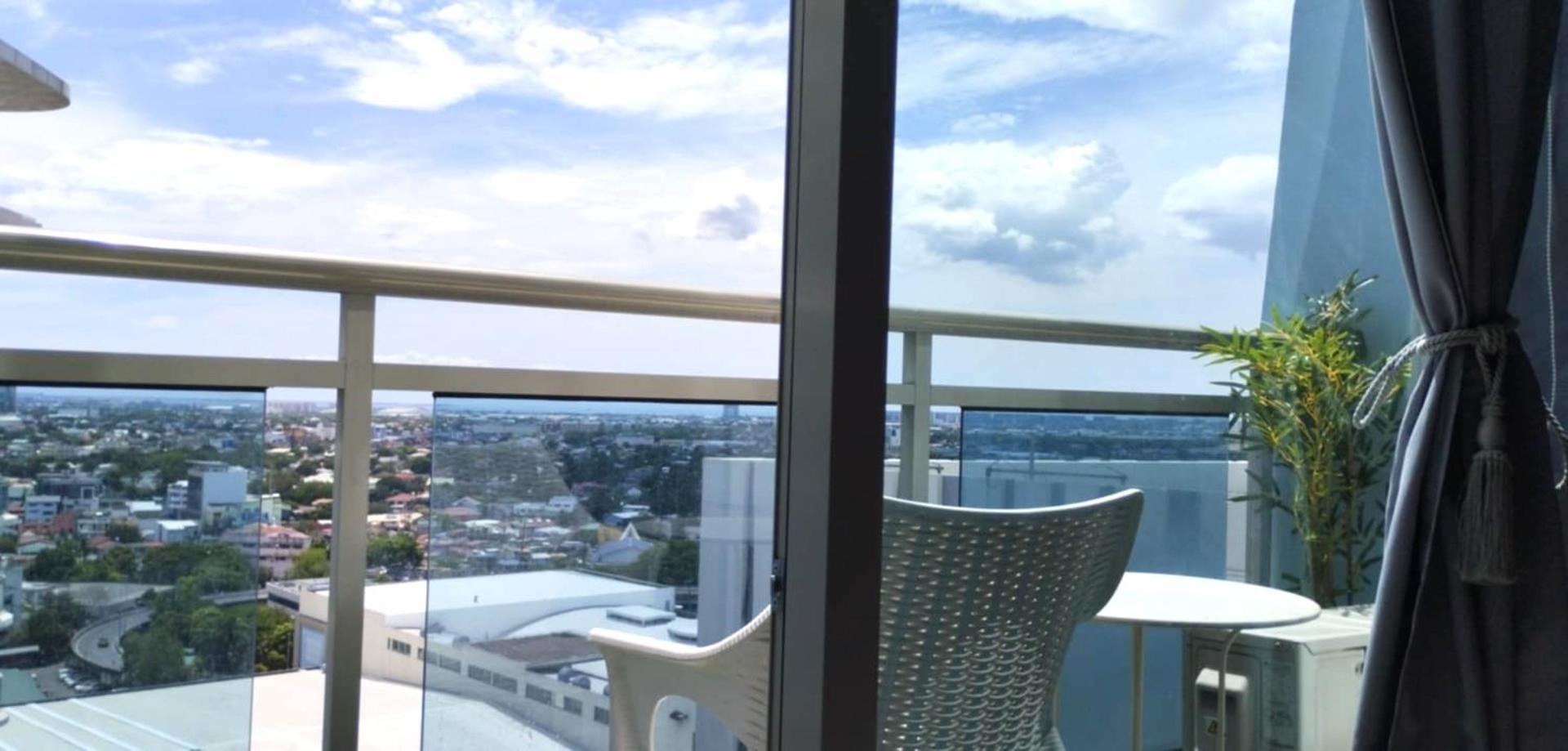 The Bahamas & Maldives Suites At Azure Residences Paranaque 15 Mins Manila Airport T3 Exterior photo